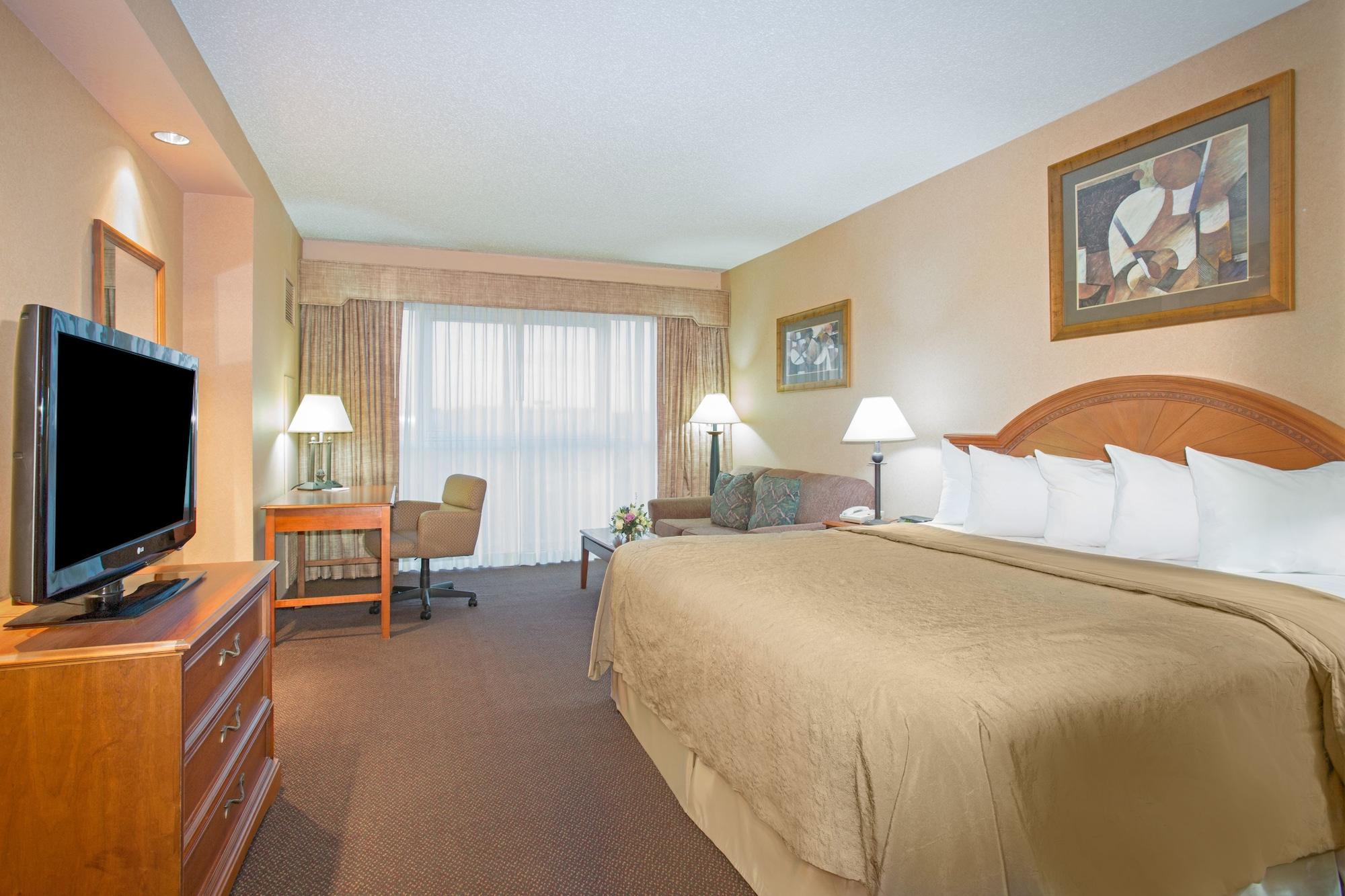 Hotel Topeka At City Center Exteriér fotografie